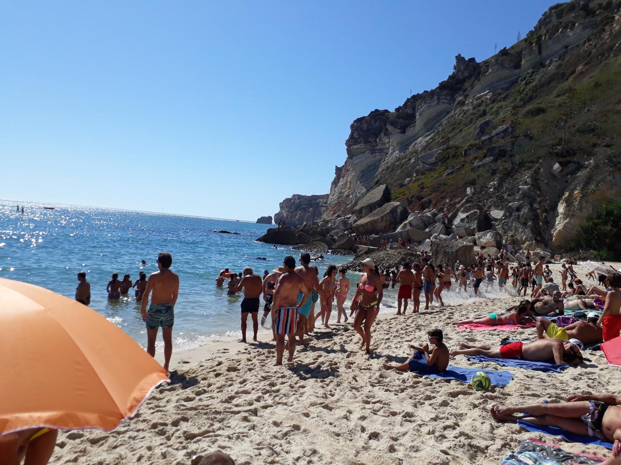 Marilaura'S Beach House Nazaré Extérieur photo